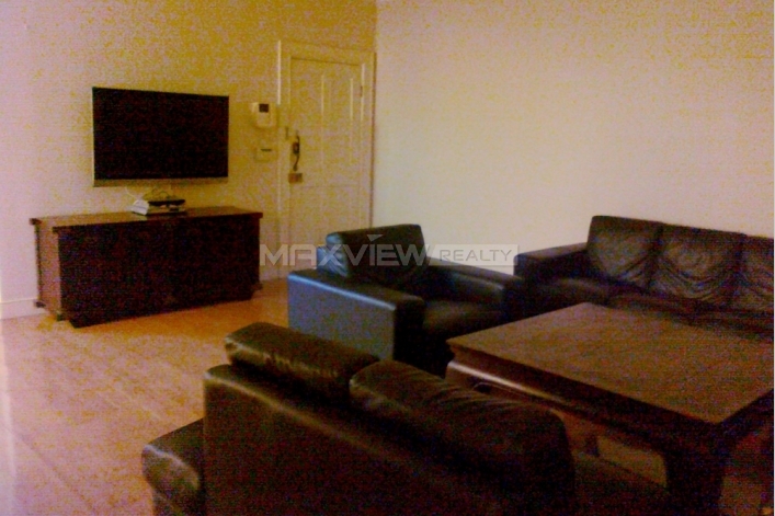 Old Lane House on Wulumuqi S. Road 3bedroom 137sqm ¥30,000 L00132