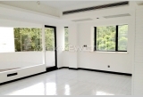 Old Apartment on Wulumuqi Road 3bedroom 200sqm ¥40,000