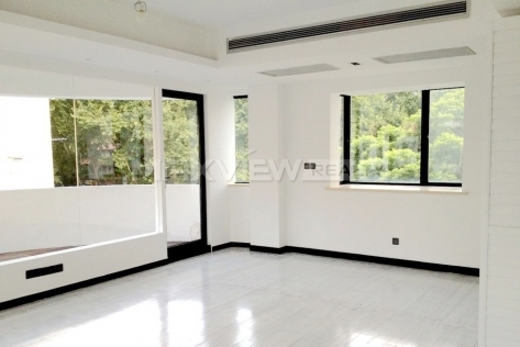 Old Apartment on Wulumuqi Road 3bedroom 200sqm ¥40,000 SH800038