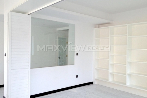 Old Apartment on Wulumuqi Road 3bedroom 200sqm ¥40,000 SH800038