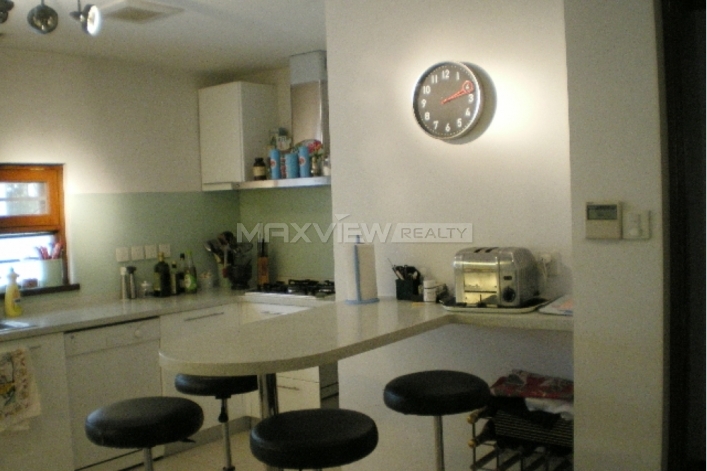 Old Lane House on Gaoan Road 5bedroom 300sqm ¥70,000 SH011383