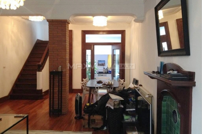 Old Lane House on Jiaozhou Road 4bedroom 200sqm ¥38,000 SH015241