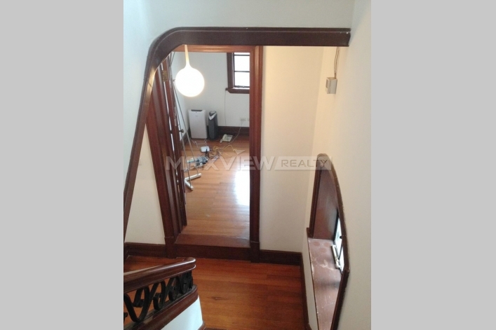 Old Lane House on Jiaozhou Road 4bedroom 200sqm ¥38,000 SH015241