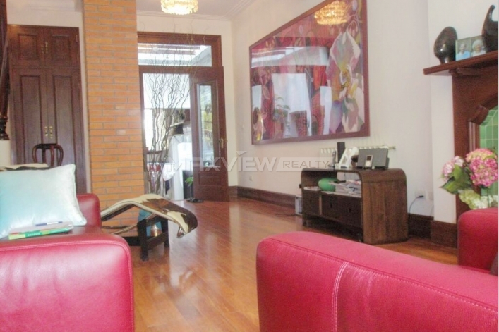 Old Lane House on Jiaozhou Road 4bedroom 200sqm ¥38,000 SH015241