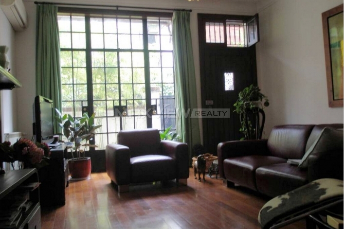 Old Lane House on Jiaozhou Road 4bedroom 200sqm ¥38,000 SH015241