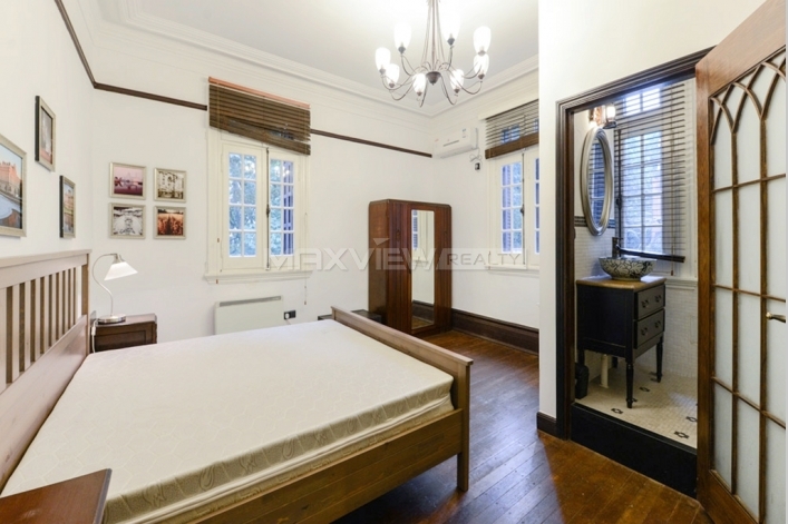 Old Apartment on Fuxing M. Road 2bedroom 135sqm ¥23,000 SH015825
