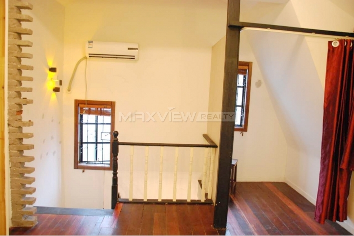 Old Lane House on  Chongqing S. Road 1bedroom 90sqm ¥18,000 SH015902