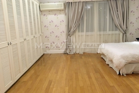 Old Apartment on Huashan Road 3bedroom 155sqm ¥22,000 SH016050