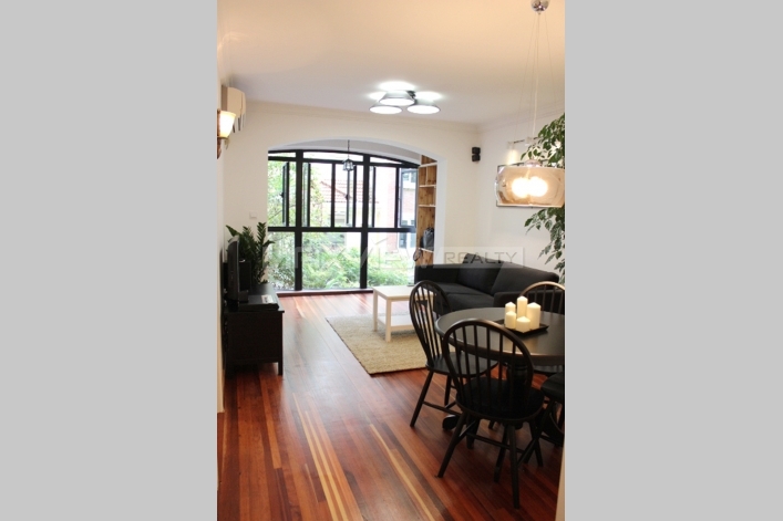 shanghai old apartment rent  on Maoming S. Road 2bedroom 100sqm ¥22,000 SH016160