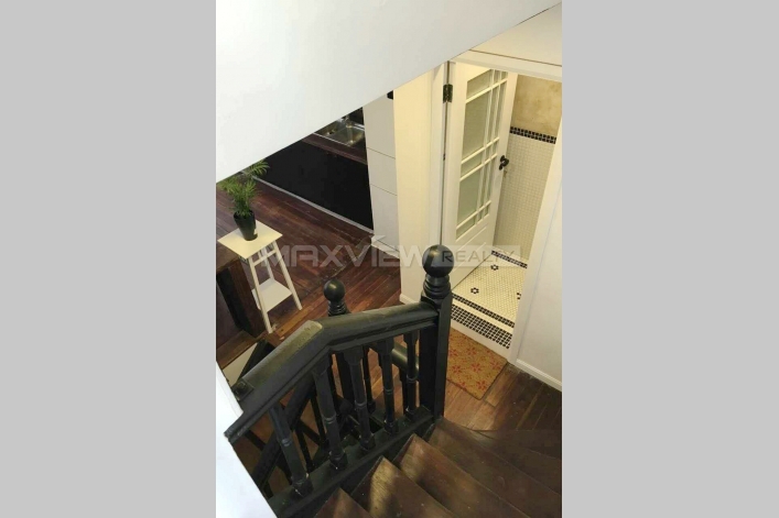 Rent 3br Old Apartment on Fenyang Road  3bedroom 100sqm ¥28,000 SH016108