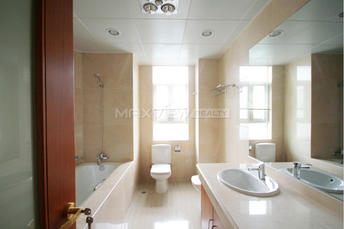 Rent 3br 240sqm Beverly Court in Shanghai 3bedroom 242sqm ¥43,000 SH016119