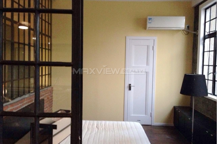 Old Apartment on North Suzhou Road Rental in Shanghai 2bedroom 109sqm ¥22,000 SH016128