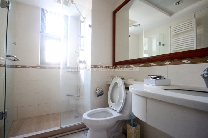 Rent Smart 4brs 210sqm Apartment in Yanlord Garden 4bedroom 210sqm ¥40,000 PDA12279