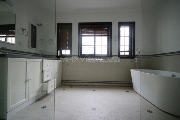 Old Lane House on Yongjia Road 4bedroom 350sqm ¥65,000 SH009831