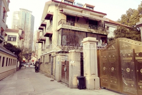 Rent Pretty 6br Old Apartment on Huashan Road 6bedroom 350sqm ¥120,000 SH016183