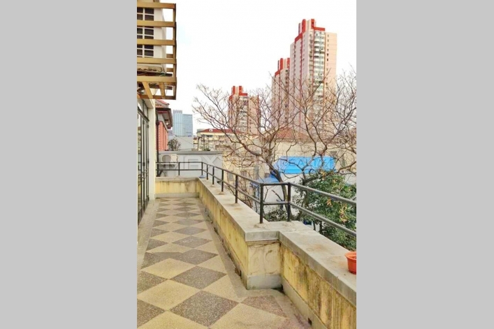 Spacious Apartment on Wuyuan Road  2bedroom 180sqm ¥28,000 SH016310
