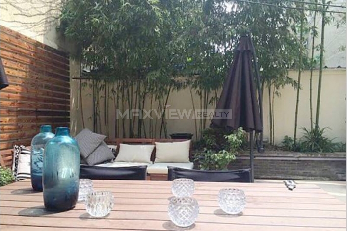 Spacious Apartment on Wuyuan Road  4bedroom 210sqm ¥60,000 SH016353