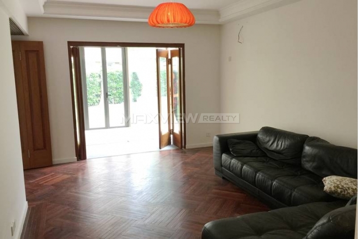 Fantastic unfirnished Villa in the Shanghai Age 5bedroom 352sqm ¥35,000 MHV00502