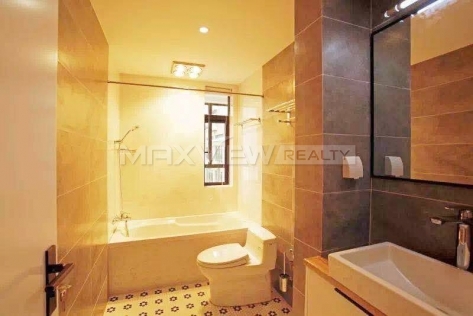 Old Lane Aartment on Wulumuqi S. Road 4bedroom 186sqm ¥36,000 SH016405