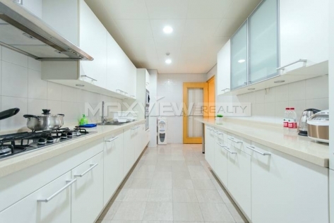 Spacious Apartment in Shimao Riviera Garden 3bedroom 242sqm ¥33,000 SH016412