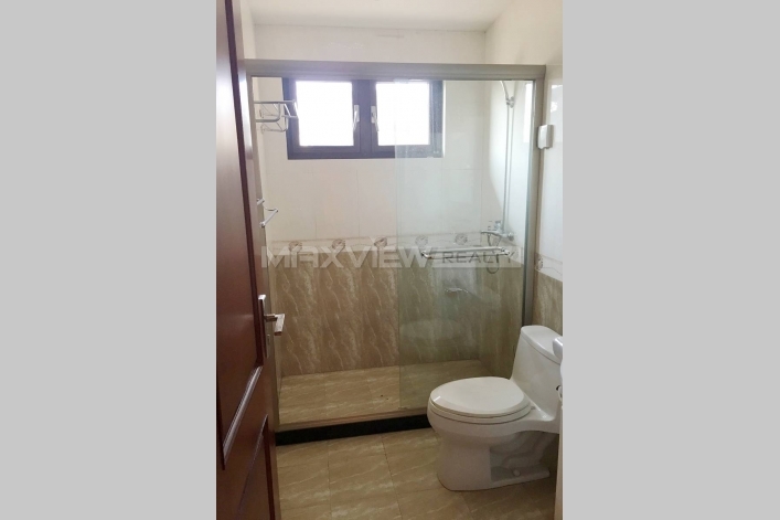 Fantastic unfirnished apartment in Tiziano Villa for rent in shanghai 4bedroom 302sqm ¥30,000 PDV02074