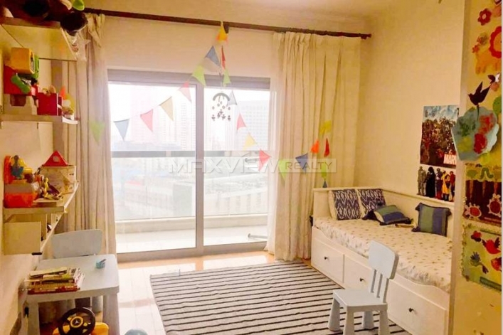 Spacious Apartment in Shimao Riviera Garden for rent 3bedroom 237sqm ¥32,000 SH016507