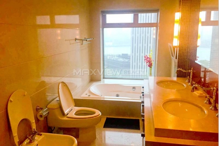 Spacious Apartment in Shimao Riviera Garden for rent 3bedroom 237sqm ¥32,000 SH016507