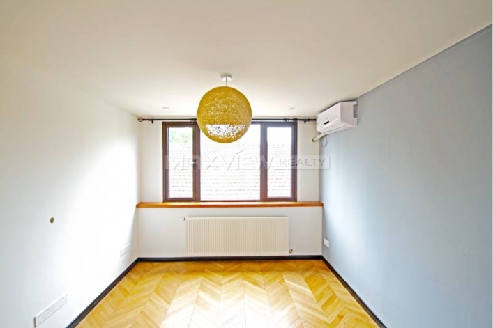 Spacious Apartment on Wuyuan Road  3bedroom 130sqm ¥28,000 SH016495