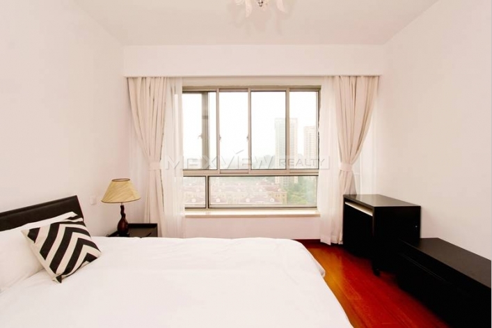 Rent a picturesque apartment in Yanlord Town 3bedroom 150sqm ¥24,000 SH016587