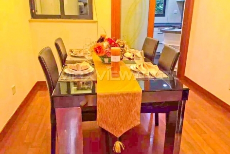 Rent a Sought-after location apartment in Gubei Qiangsheng Garden 3bedroom 144sqm ¥20,000 SH004418