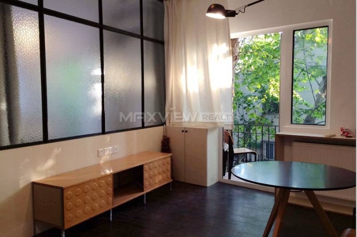Old Apartment on Yuqing Road 3bedroom 120sqm ¥28,000 SH016602
