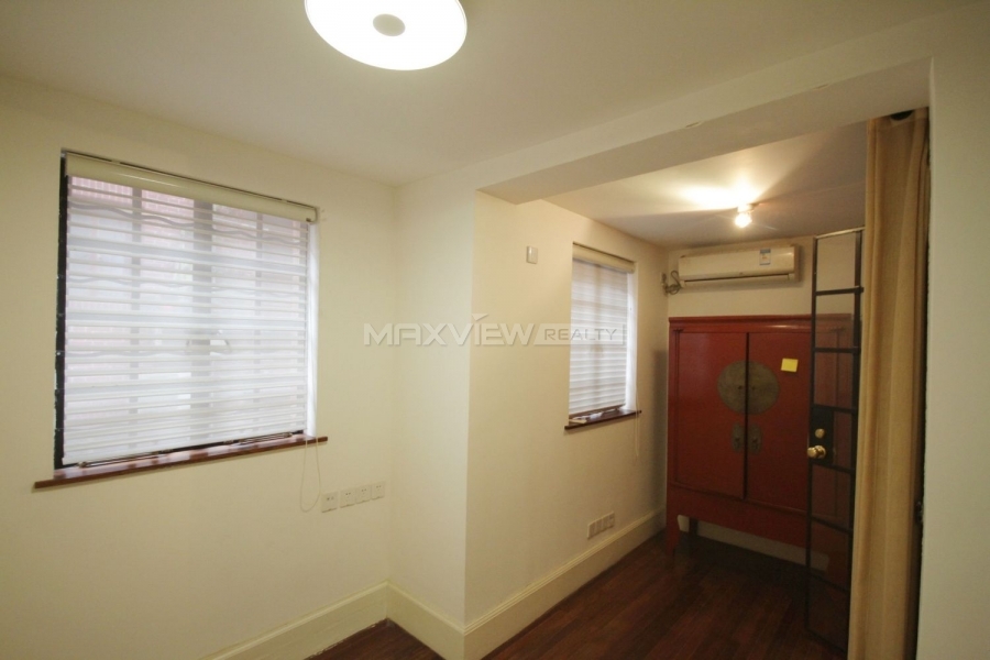 Old Lane House on Wulumuqi Road 4bedroom 170sqm ¥36,000 SH002844