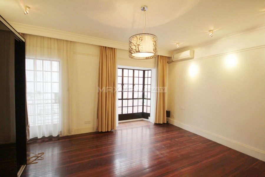 Old Lane House on Wulumuqi Road 4bedroom 170sqm ¥36,000 SH002844