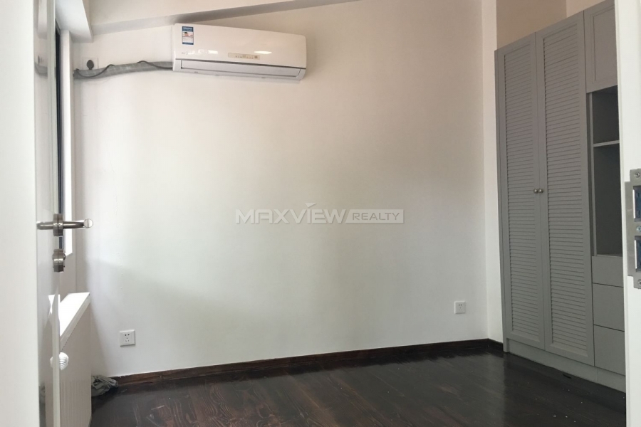 Old Apartment on Nanchang Road 2bedroom 102sqm ¥25,000 SH016791