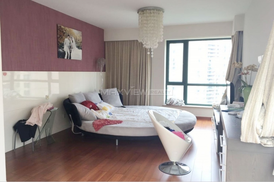 Rent 4br apartment in Yanlord Riverside Garden 4bedroom 85sqm ¥45,000 CNA07942