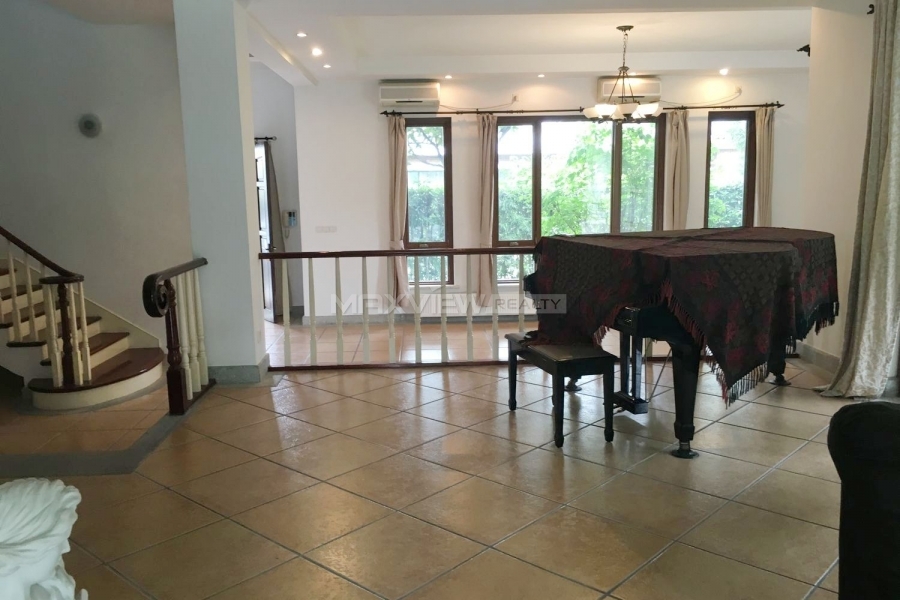 Rent a spacious house in Xijiao Hua Cheng Villa 4bedroom 420sqm ¥35,000 SH013412