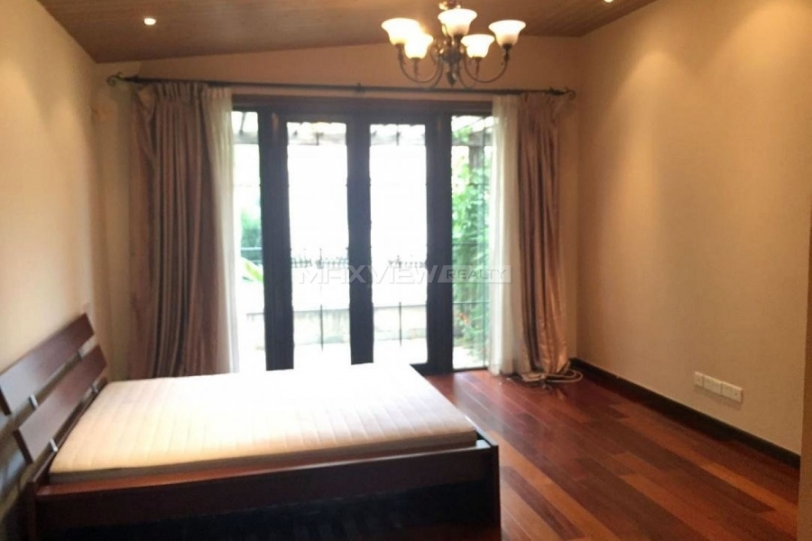 Rent a house in Shanghai Rancho Santa Fe 4bedroom 260sqm ¥41,000 SH016832