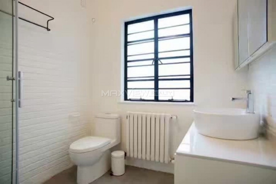 Rent an old apartment in shanghai on Wuyuan Road  3bedroom 200sqm ¥33,000 SH005670