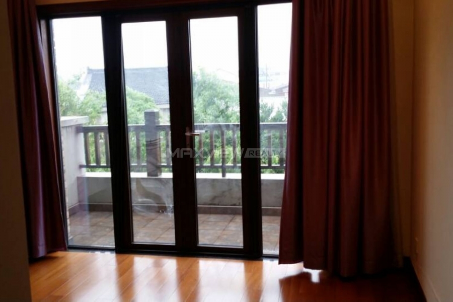 Fantastic unfirnished apartment in Tiziano Villa for rent in shanghai 4bedroom 380sqm ¥50,000 PDV01237