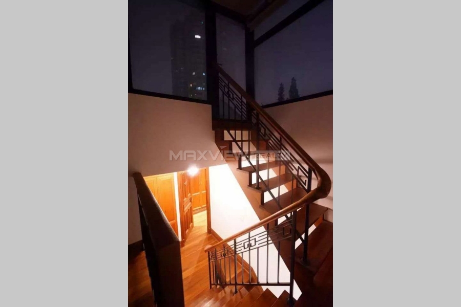 Shanghai house rent on Huaihai M. Road 4bedroom 190sqm ¥60,000 SH016982