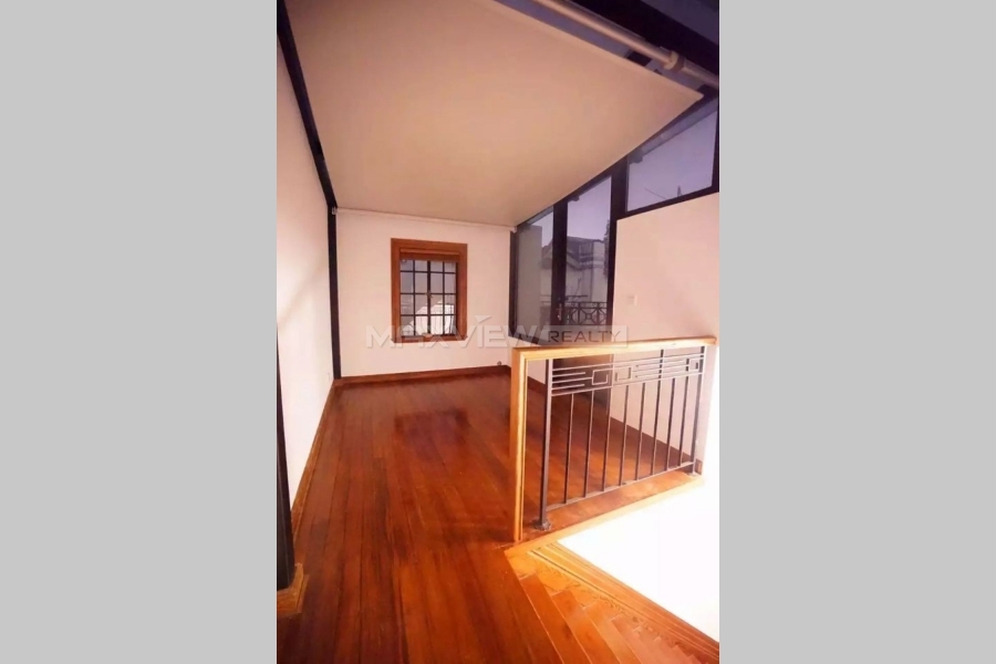 Shanghai house rent on Huaihai M. Road 4bedroom 190sqm ¥60,000 SH016982