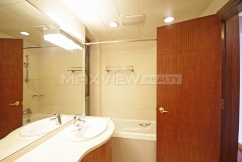 Rent an apartment in Shanghai Lakeville at Xintiandi  3bedroom 230sqm ¥45,000 SH016989