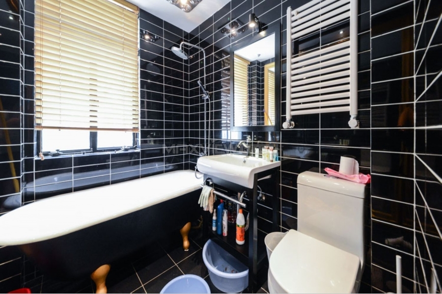Shanghai house rent on Wanping Road 2bedroom 100sqm ¥20,000 SH016891