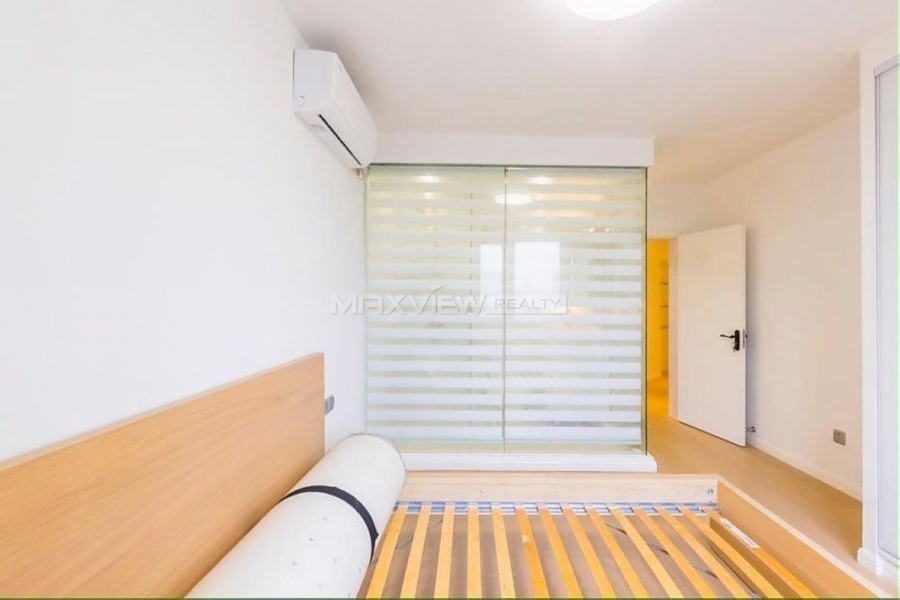 Rent a house in shanghai on Huashan Road 2bedroom 90sqm ¥16,800 SH017028