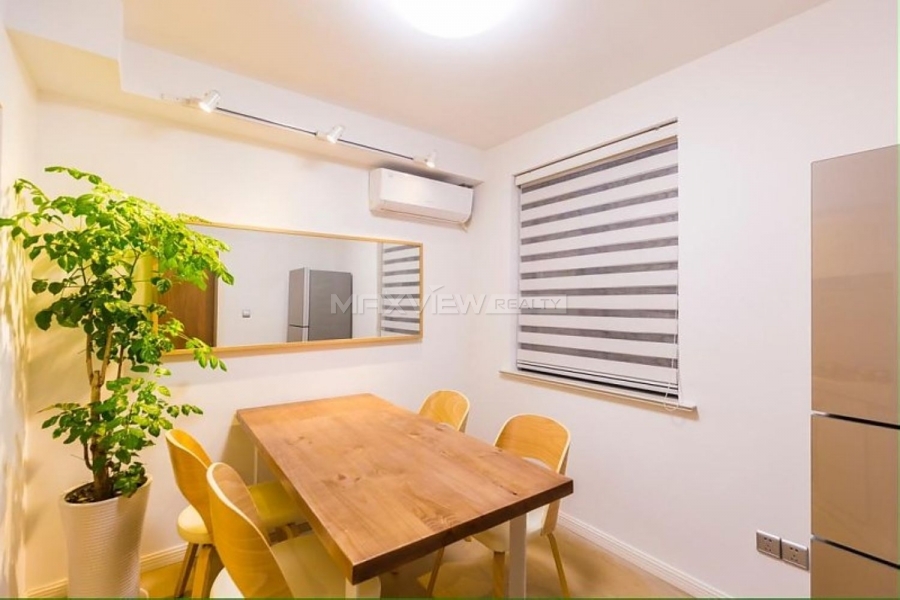 Rent a house in shanghai on Huashan Road 2bedroom 90sqm ¥16,800 SH017028