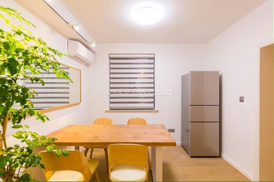Rent a house in shanghai on Huashan Road 2bedroom 90sqm ¥16,800 SH017028