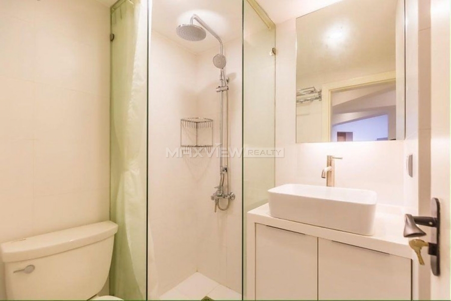 Rent a house in shanghai on Huashan Road 2bedroom 90sqm ¥16,800 SH017028