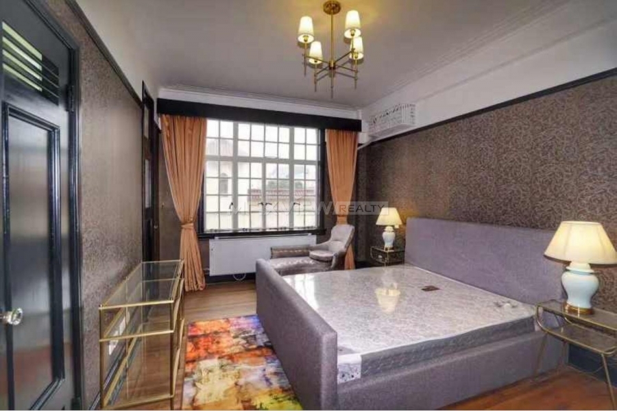 Rent a house in Shanghai on Shanxi N. Road 3bedroom 160sqm ¥30,000 SH017038