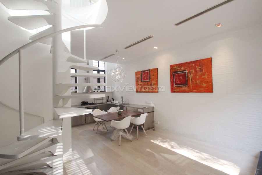 Rent a house in Shanghai on Anxi Road 2bedroom 160sqm ¥30,000 SH017071