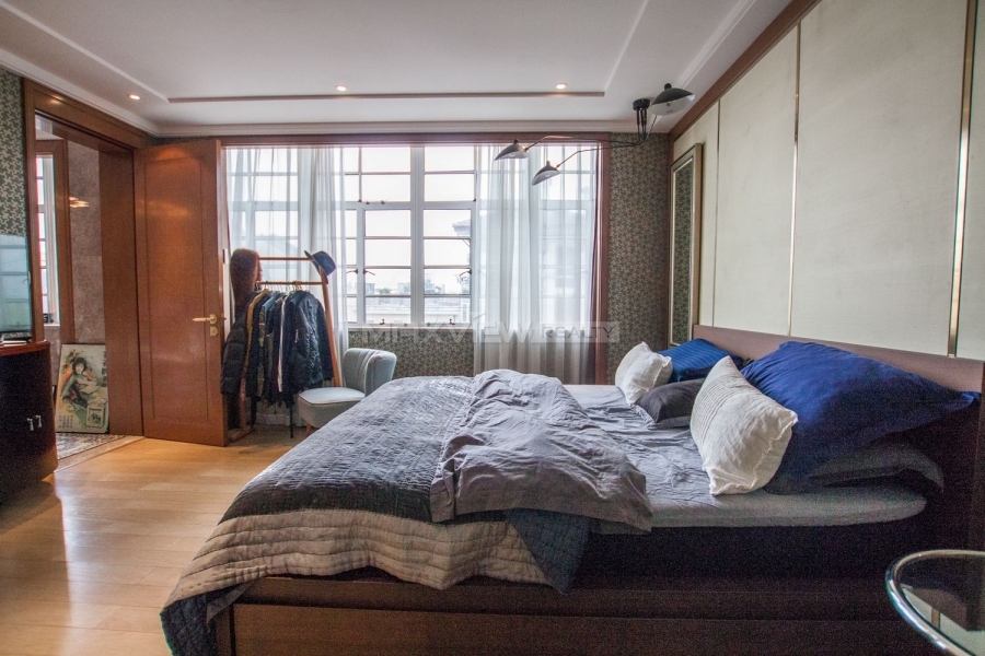Shanghai houses for rent on Huaihai M. Road 2bedroom 142sqm ¥32,000 SH008870